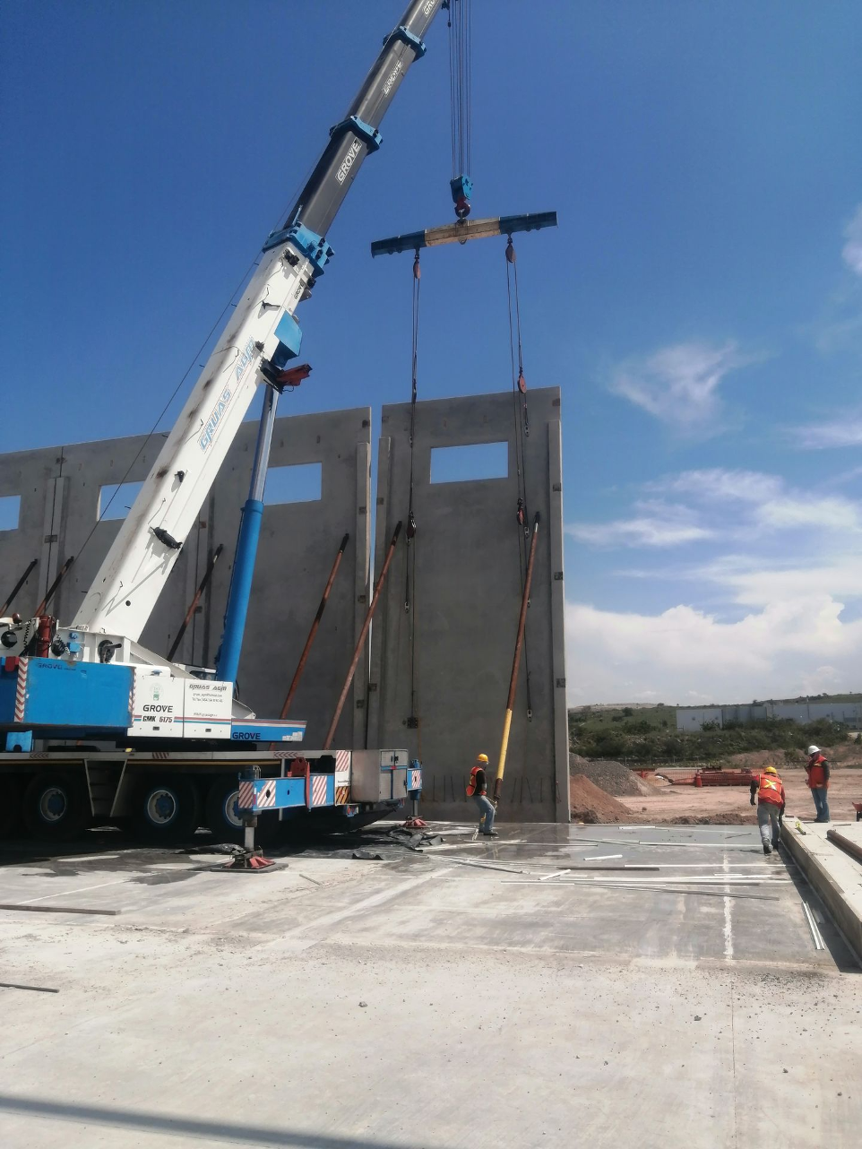 MUROS TILT-UP CON CERTIFICACIÓN INTERNACIONAL